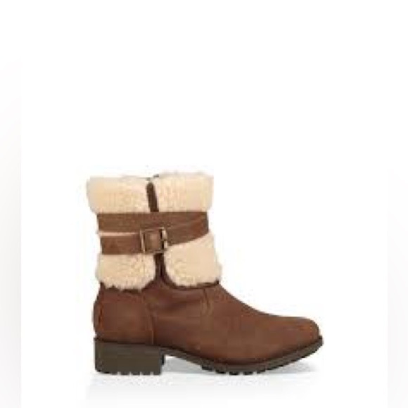 UGG Blayre boot lll cognac suede Sherpa lined size 9